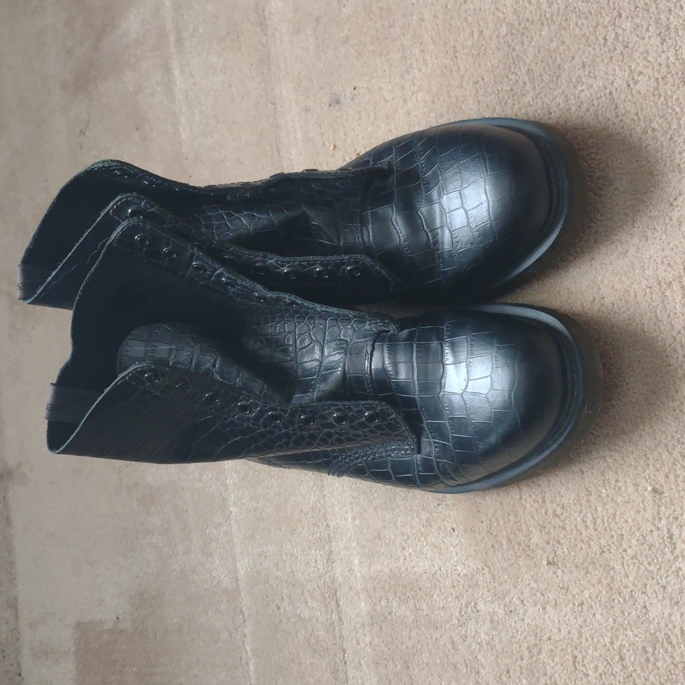 Alligator print Doc Martens